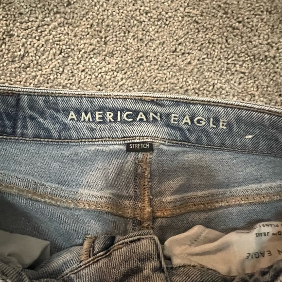 American Eagle Mom Jeans - Picture 2 of 4